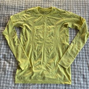 lululemon Swiftly Tech long sleeve